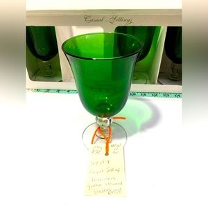 Casual Settings Luminarc Green Stemmed Glasses